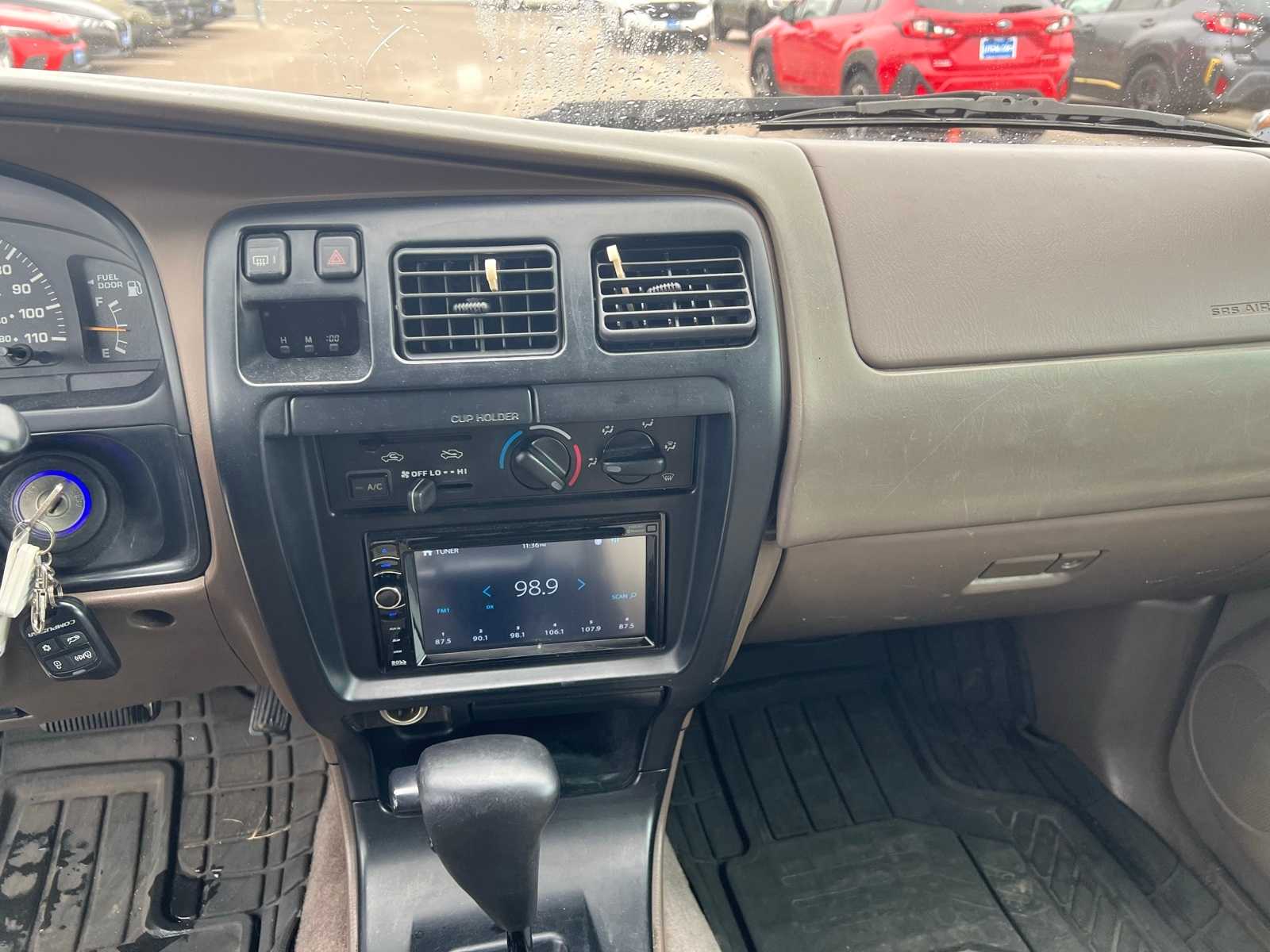 Thumbnail: 1998 Toyota 4Runner - 29