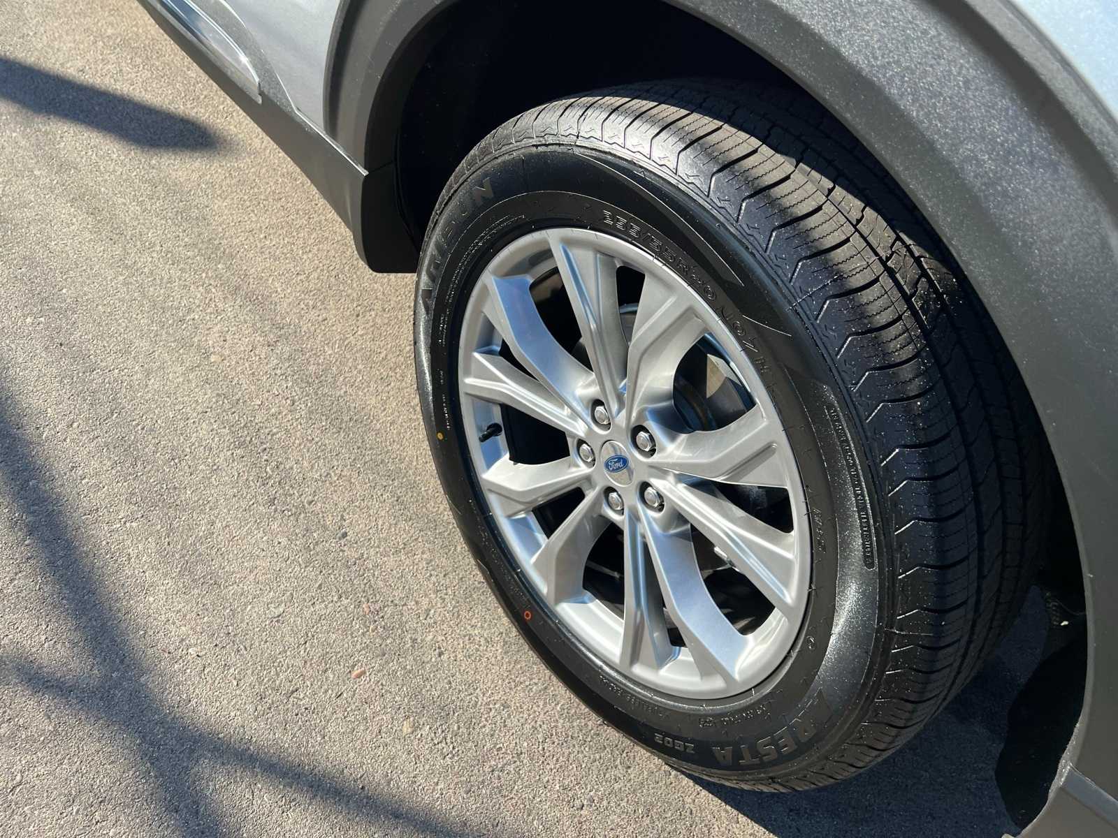 Thumbnail: 2021 Ford Explorer - 17