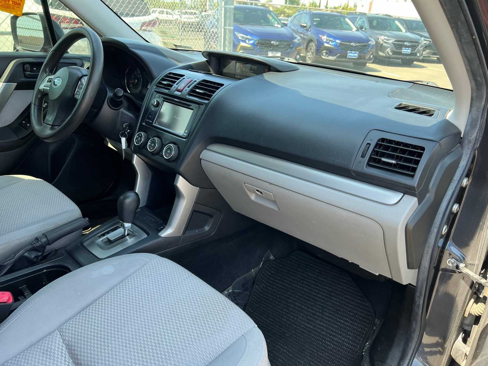2015 Subaru Forester Premium 26