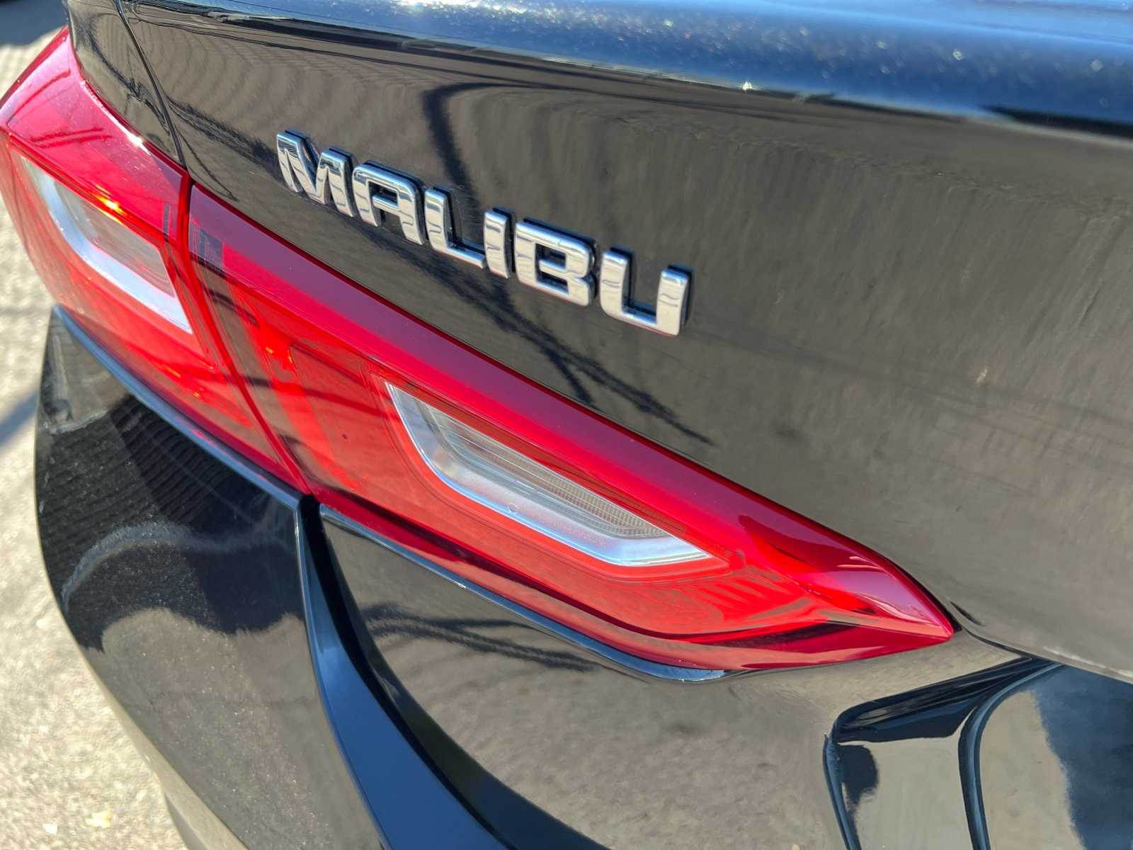 Thumbnail: 2023 Chevrolet Malibu - 5