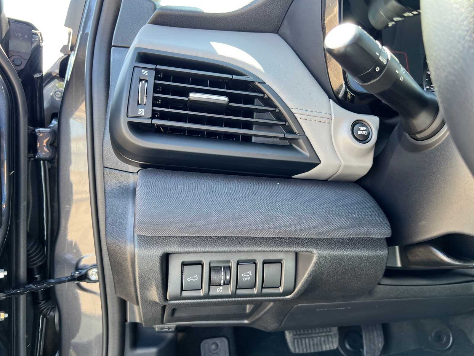 2023 Subaru Outback Premium 33