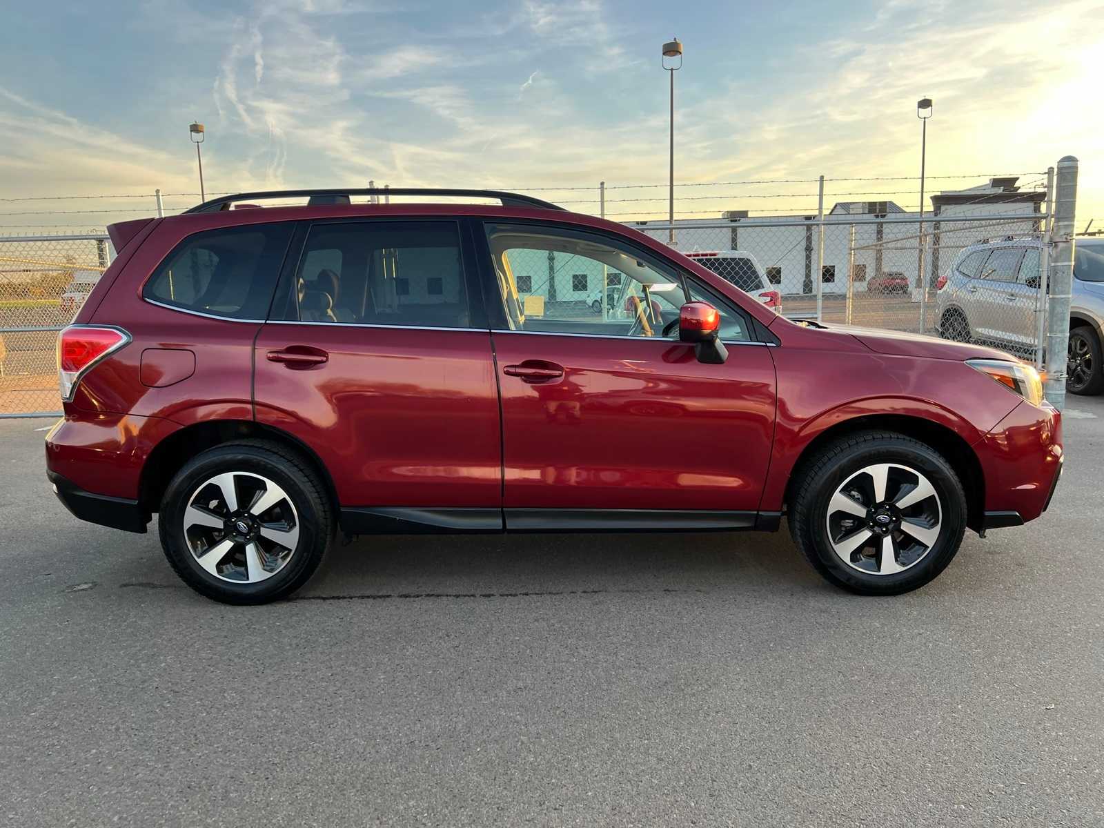 Thumbnail: 2017 Subaru Forester - 10