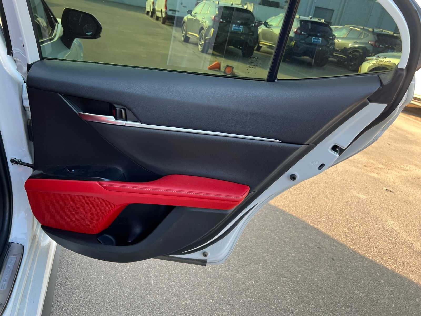 Thumbnail: 2020 Toyota Camry - 22