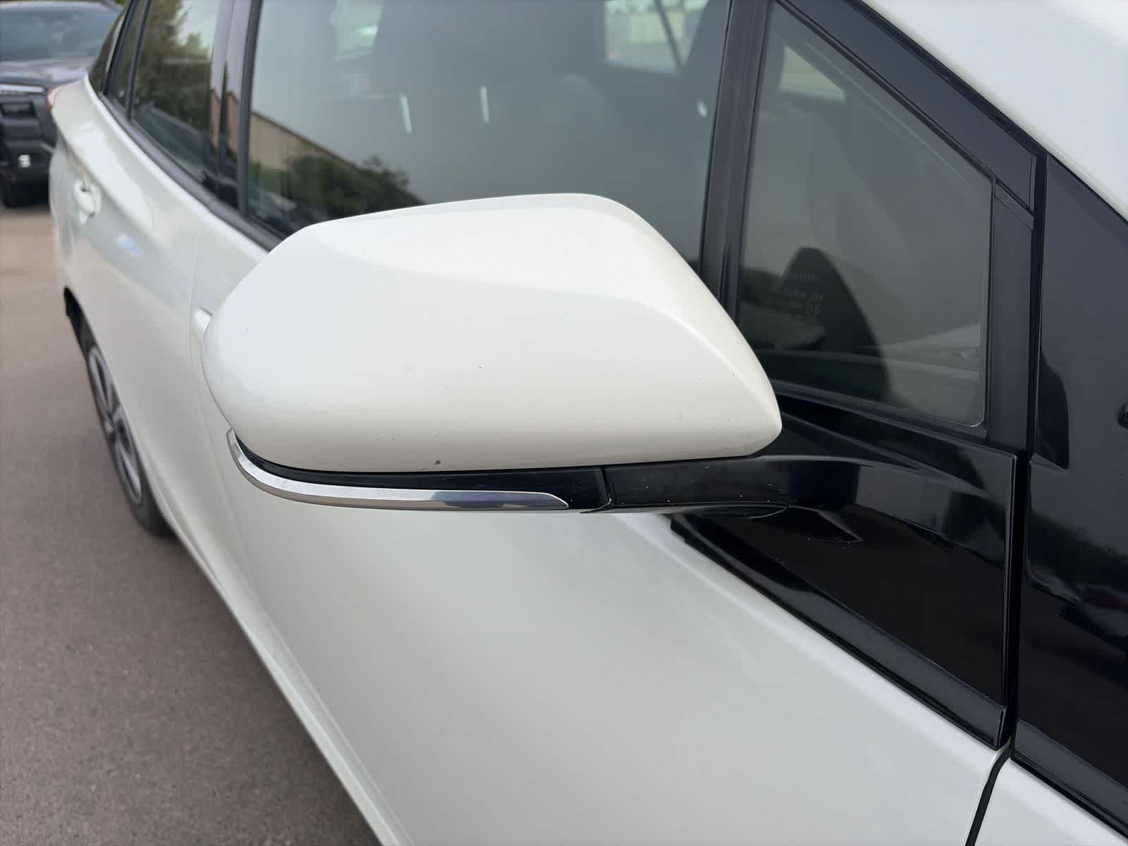 Thumbnail: 2018 Toyota Prius Prime - 7