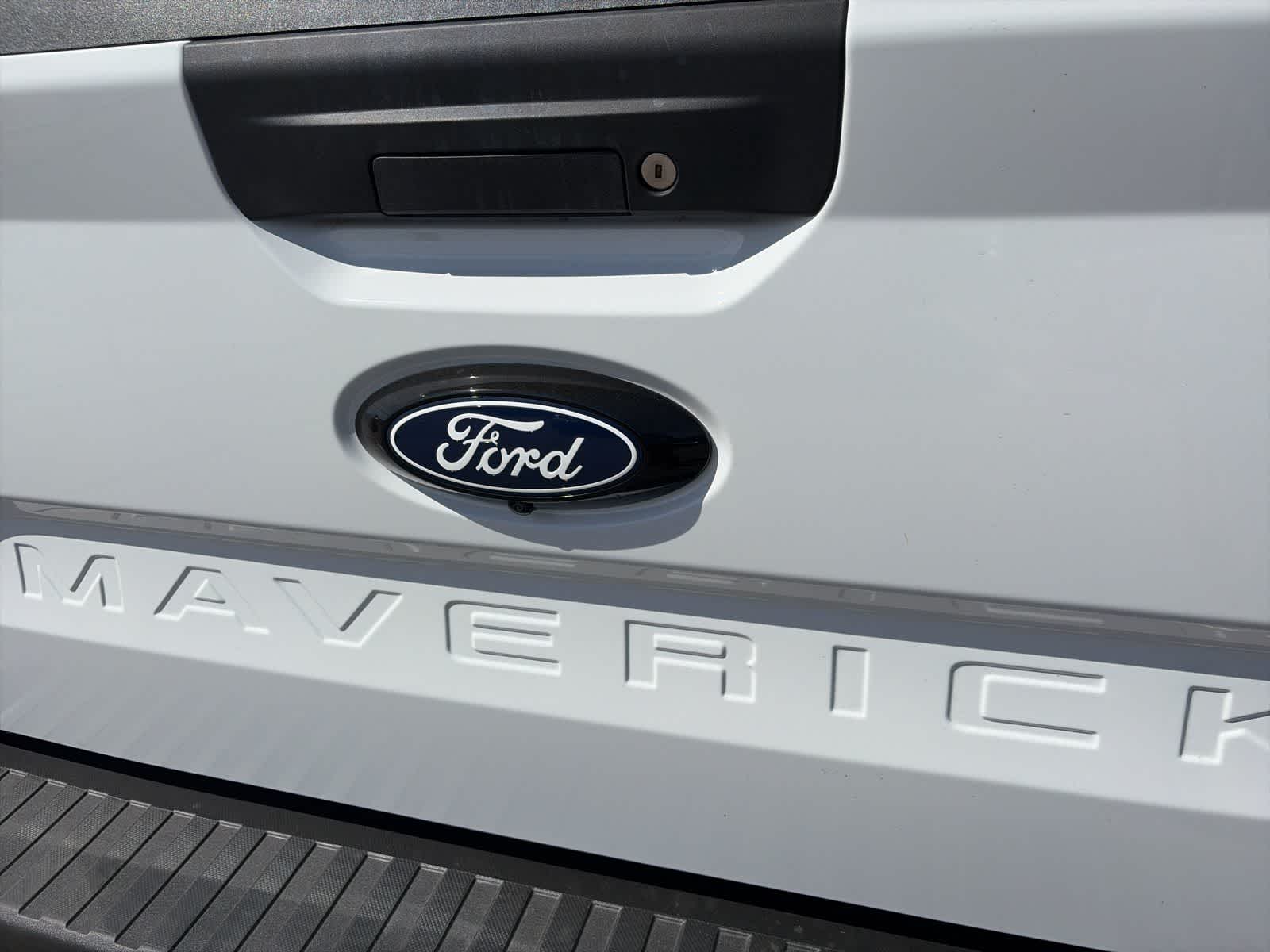 Thumbnail: 2025 Ford Maverick - 16