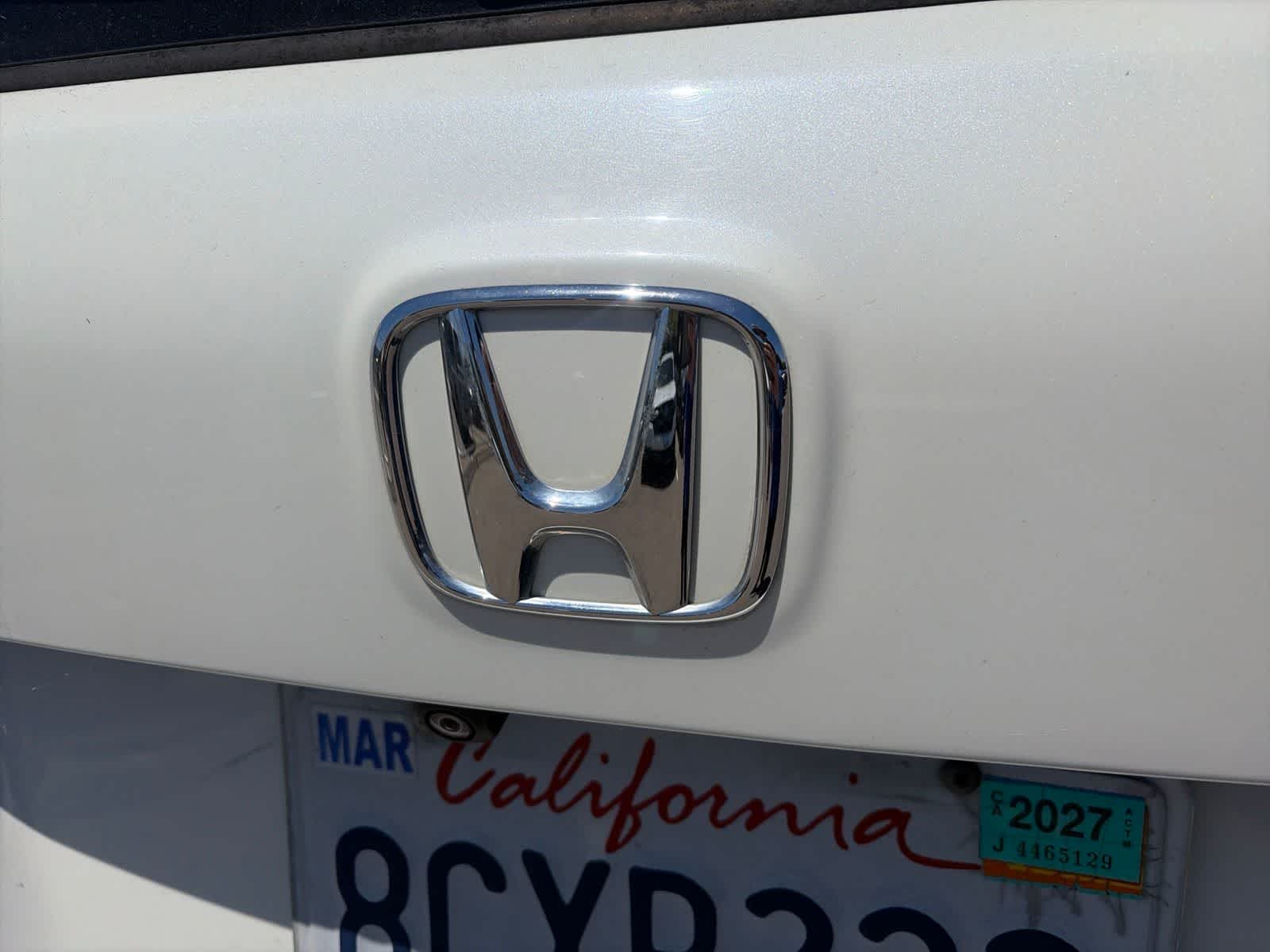 Thumbnail: 2018 Honda Pilot - 11