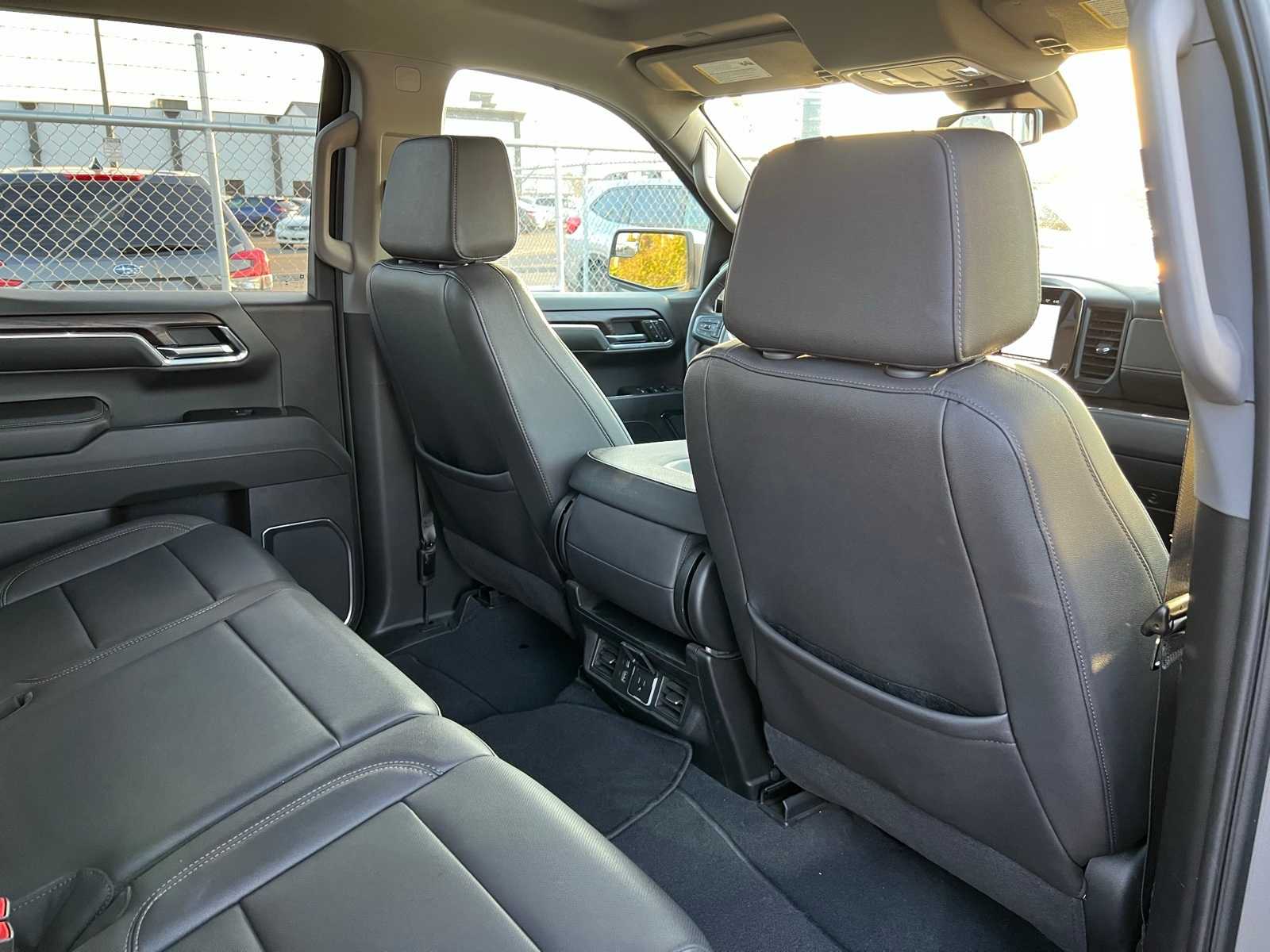 Thumbnail: 2024 GMC Sierra 1500 - 22