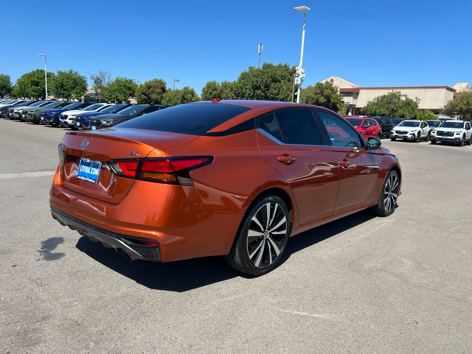 Thumbnail: 2022 Nissan Altima - 8