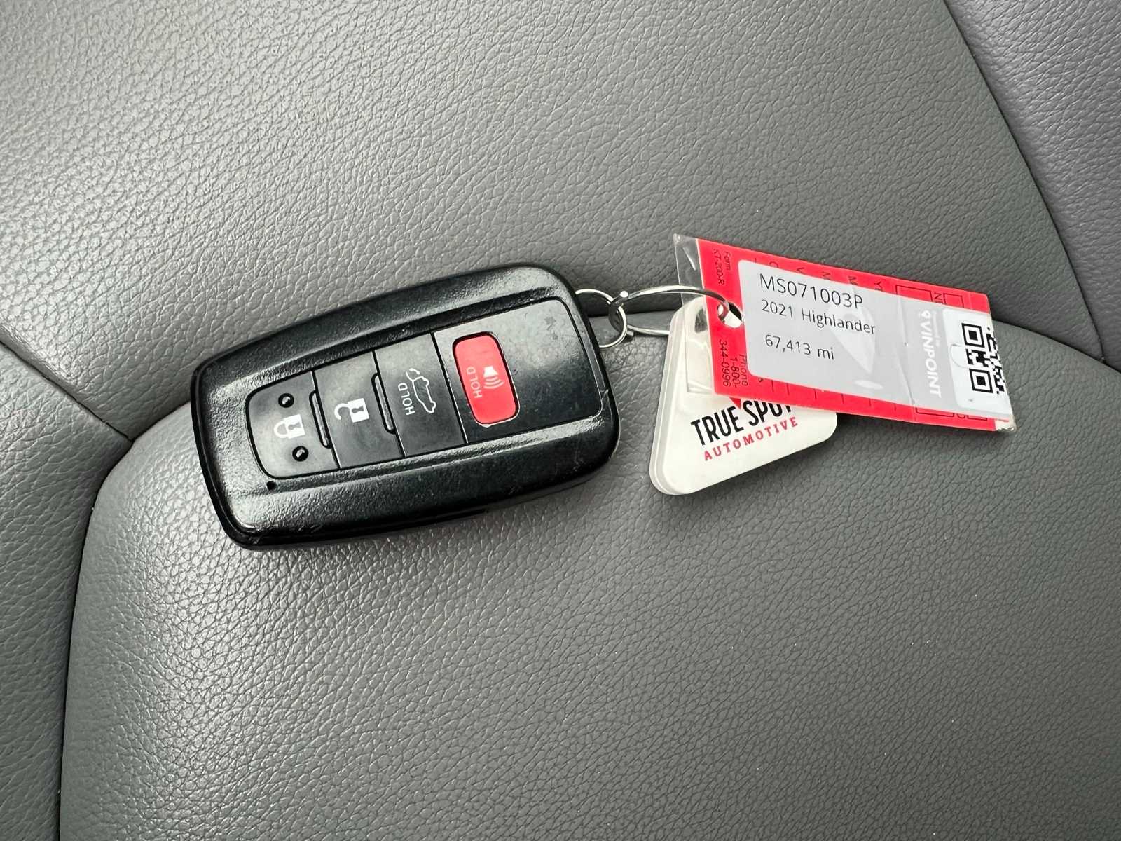 Thumbnail: 2021 Toyota Highlander - 45