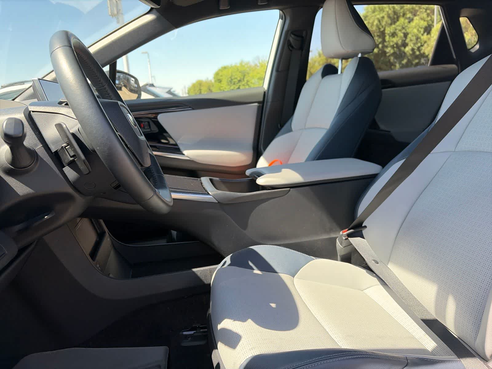 Thumbnail: 2023 Subaru Solterra - 28