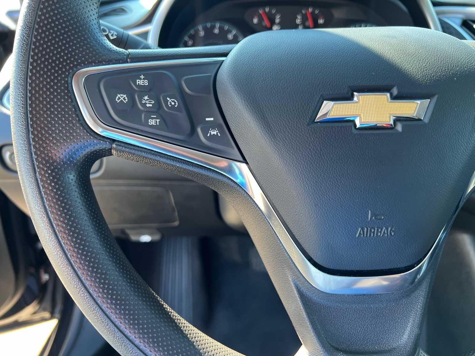 Thumbnail: 2023 Chevrolet Malibu - 35