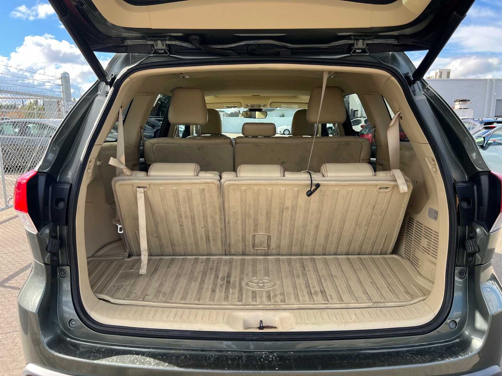 Thumbnail: 2018 Toyota Highlander - 8