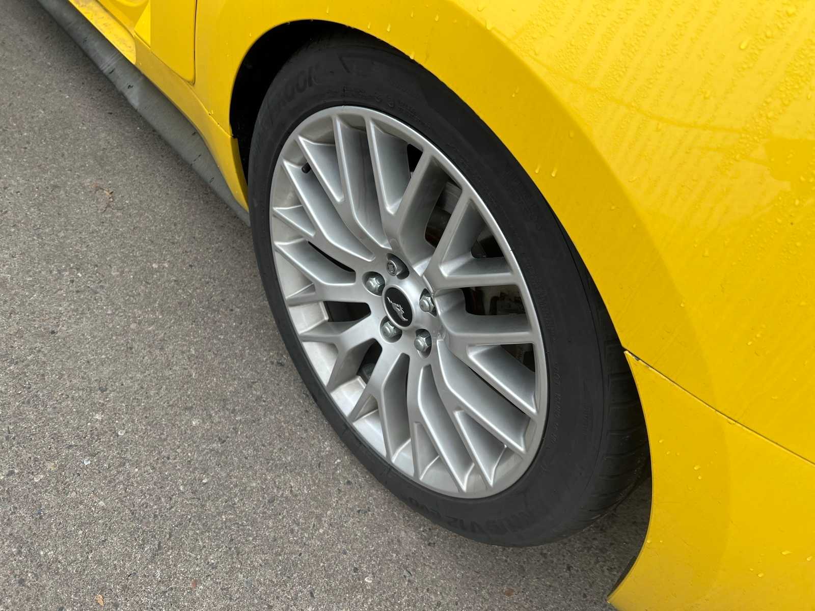 Thumbnail: 2015 Ford Mustang - 15