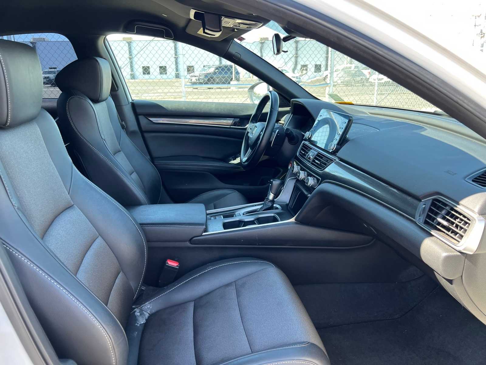 2019 Honda Accord Sport 27