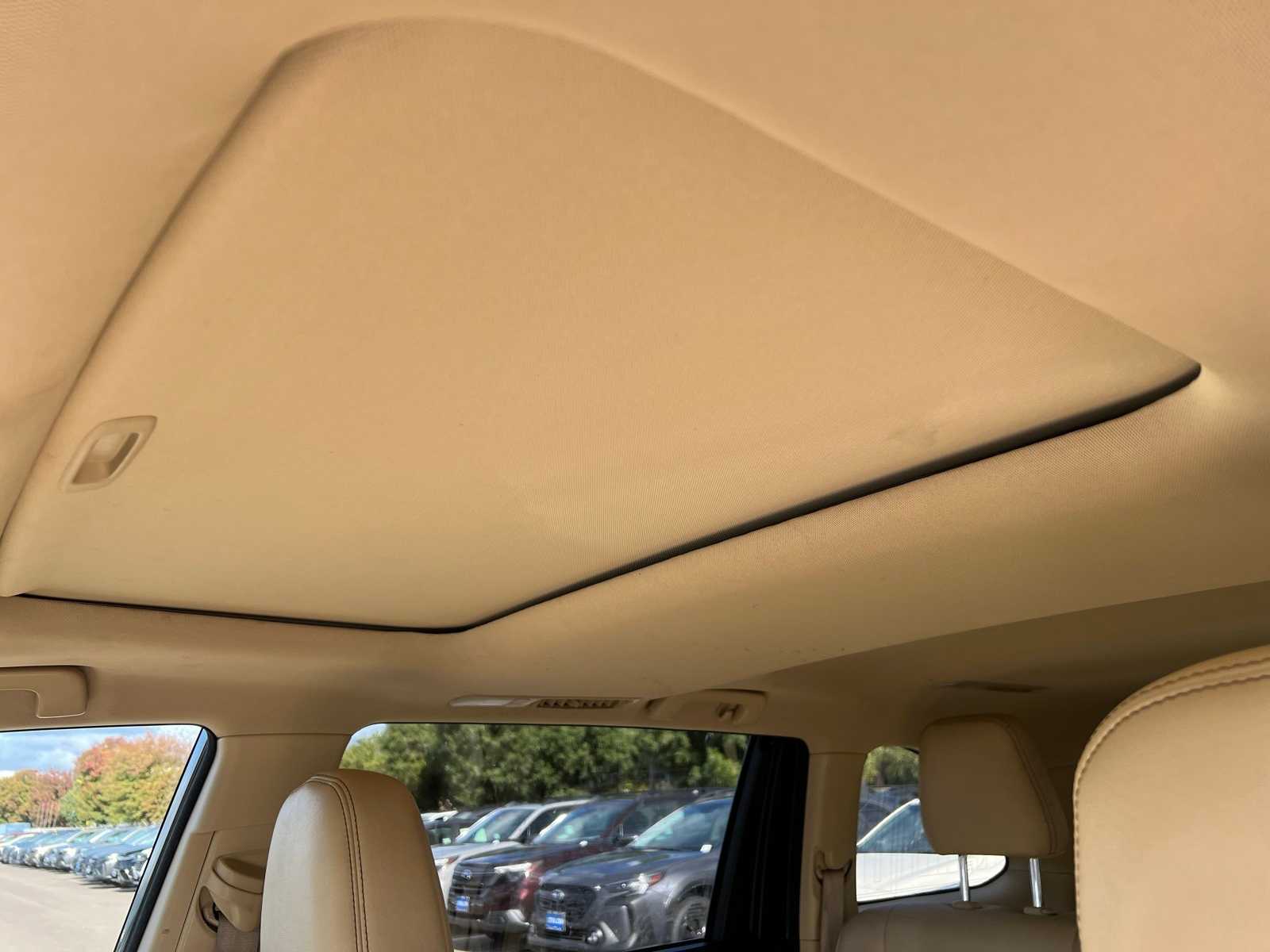 Thumbnail: 2018 Toyota Highlander - 34