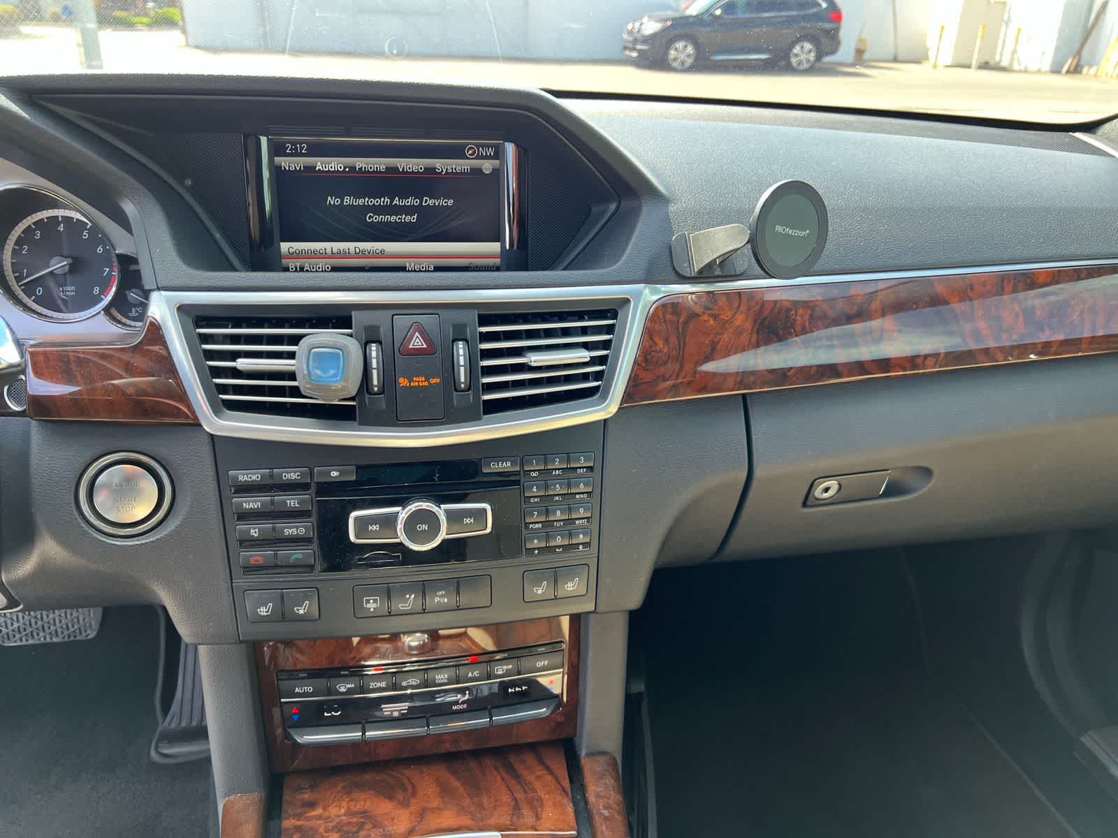 Thumbnail: 2013 Mercedes-Benz E-Class - 29