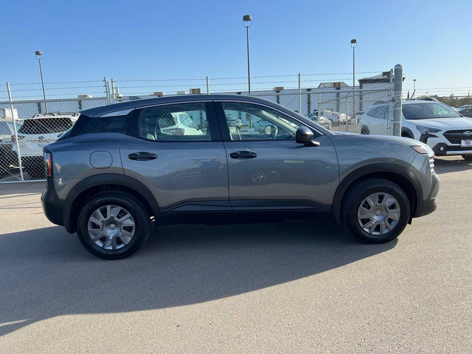 Thumbnail: 2025 Nissan Kicks - 10