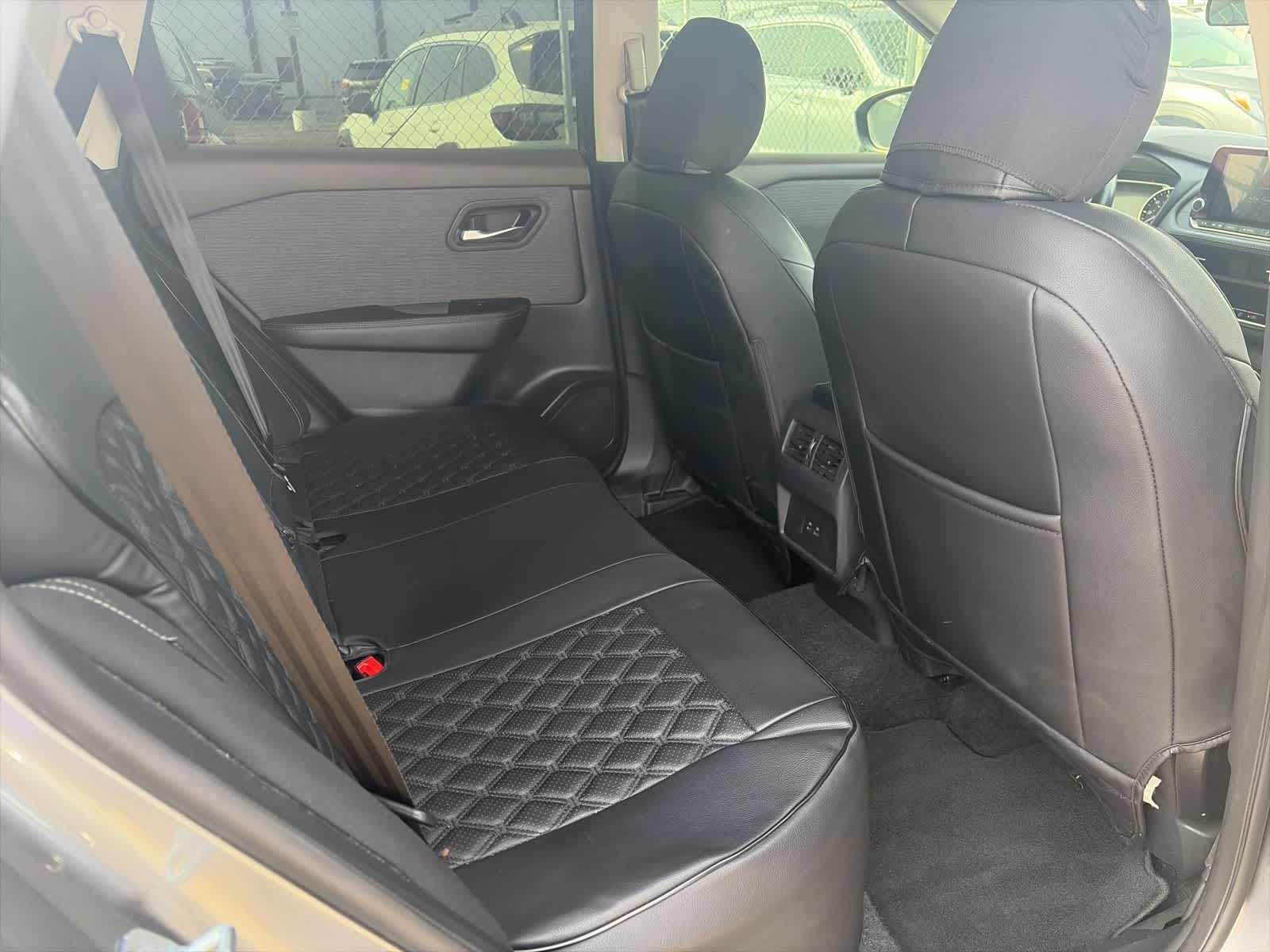 Thumbnail: 2023 Nissan Rogue - 9