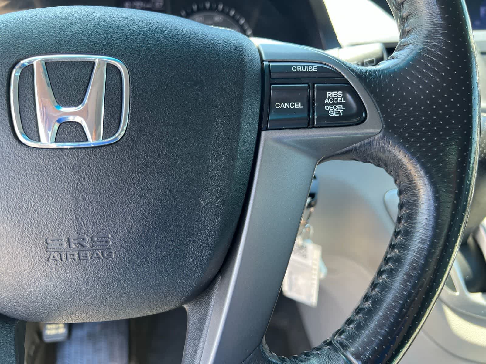 Thumbnail: 2011 Honda Odyssey - 35