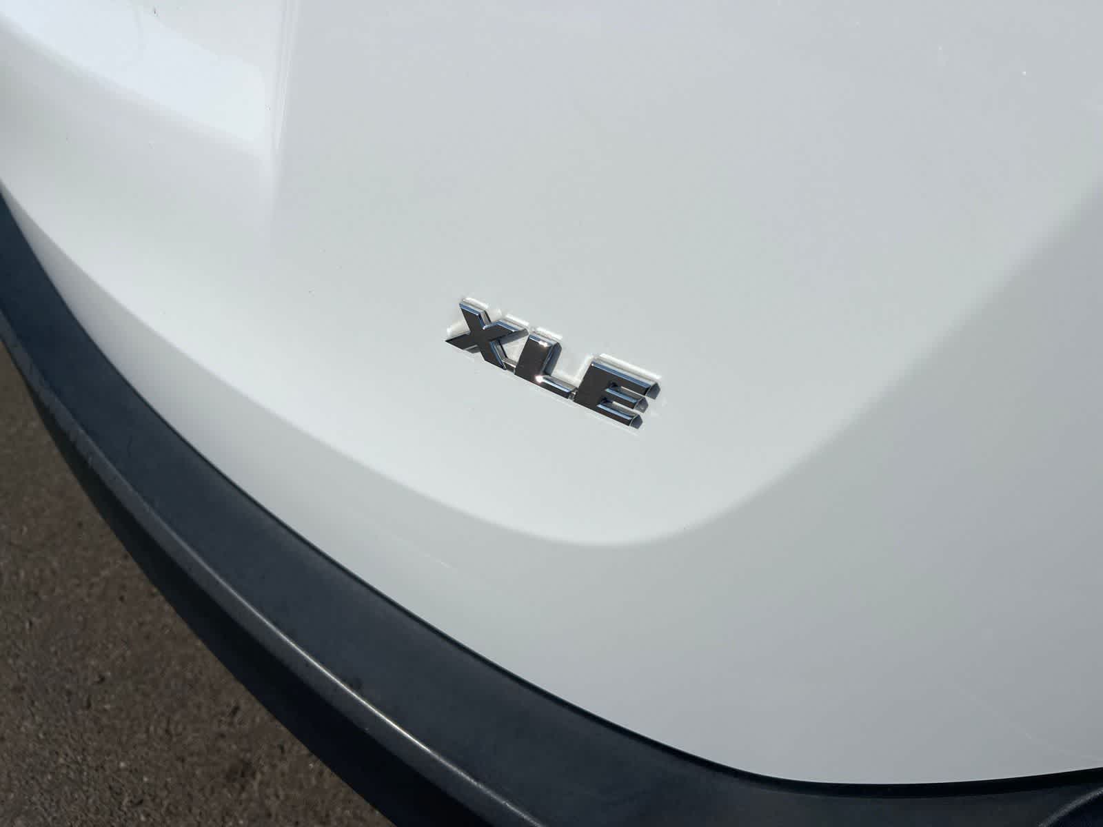 Thumbnail: 2015 Toyota RAV4 - 7