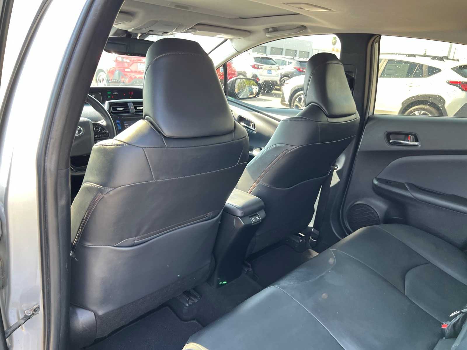 Thumbnail: 2019 Toyota Prius - 18