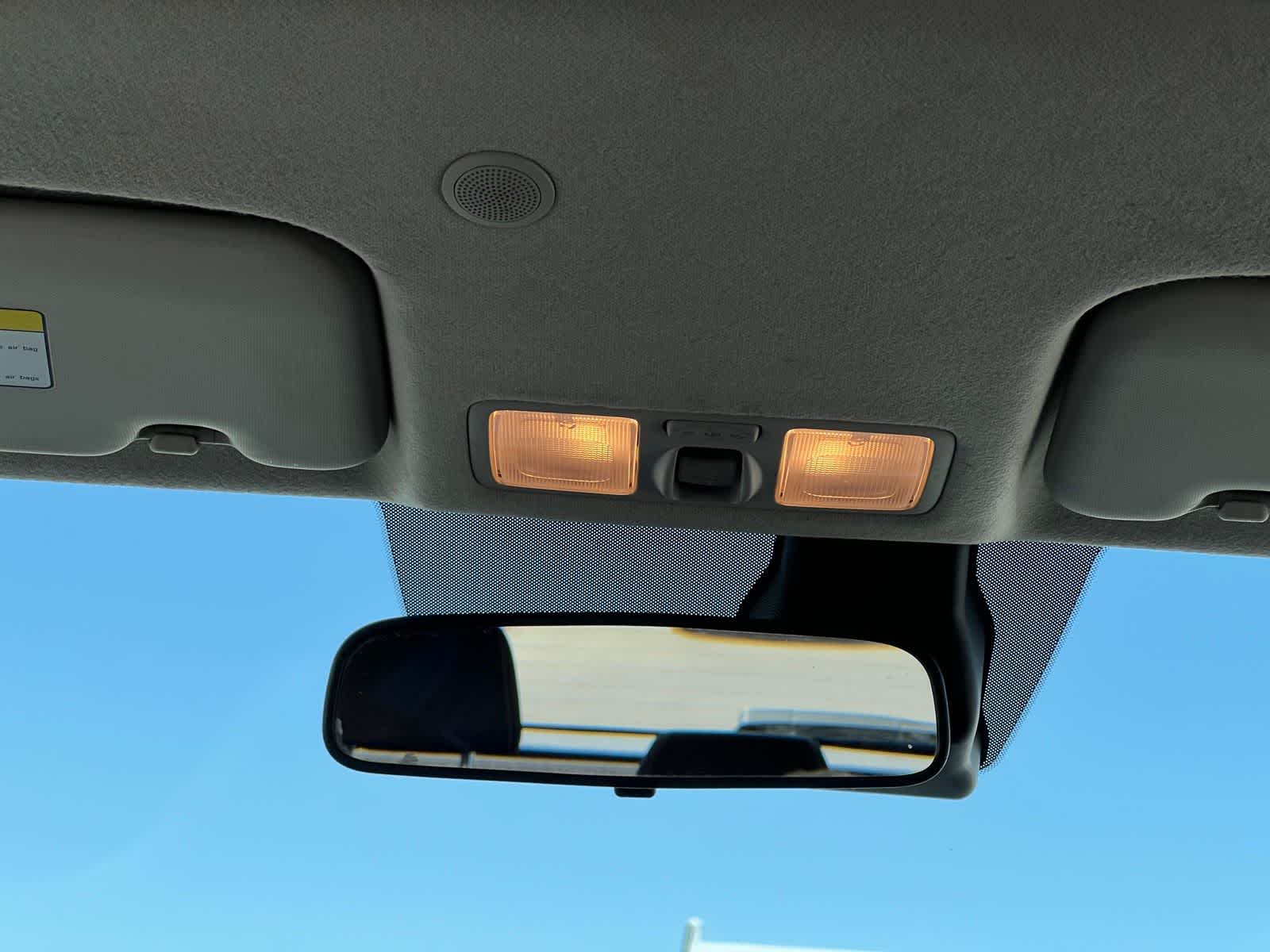 Thumbnail: 2023 Hyundai Venue - 28