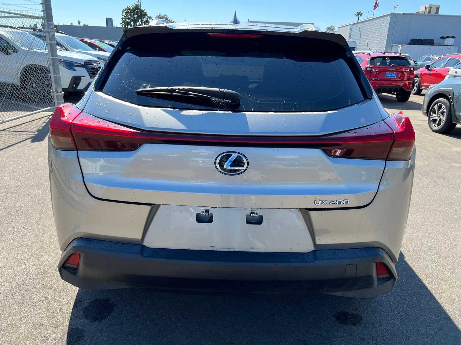 Thumbnail: 2020 Lexus UX - 4