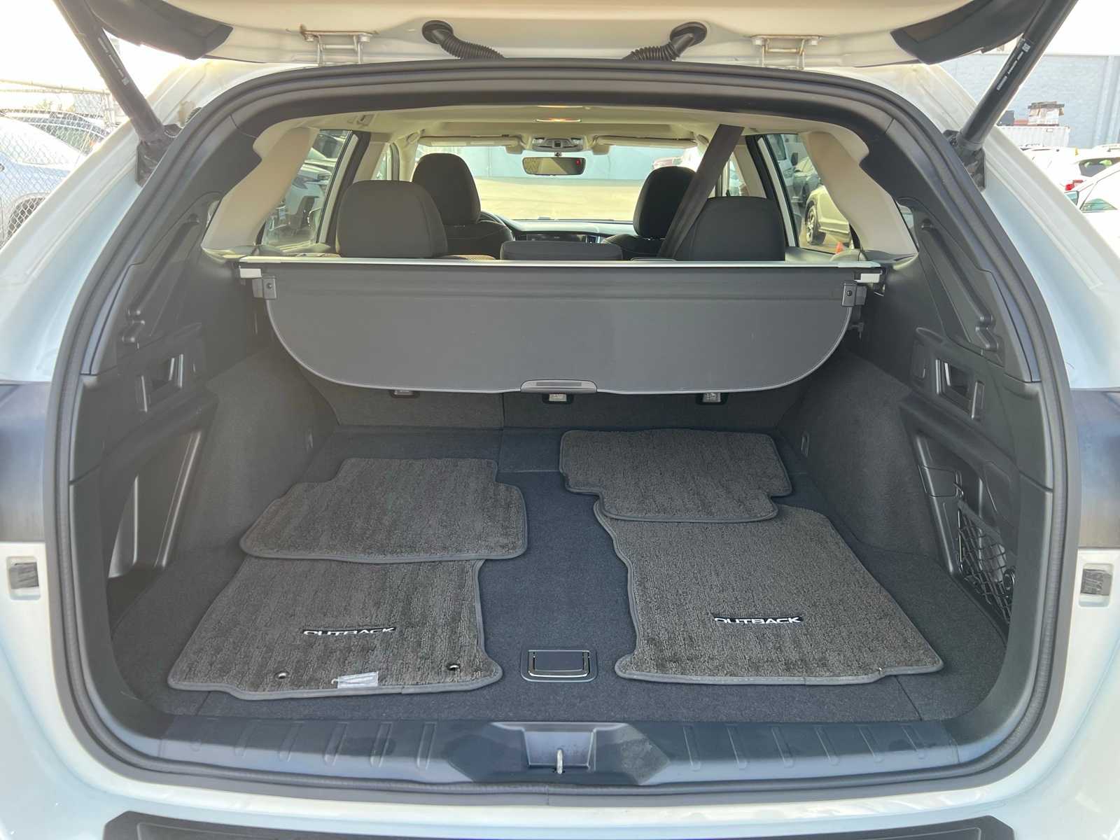 Thumbnail: 2022 Subaru Outback - 8