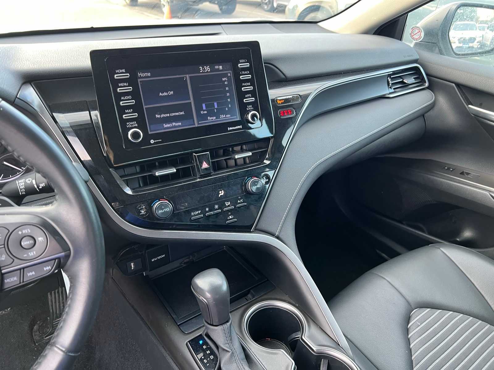 Thumbnail: 2023 Toyota Camry - 31