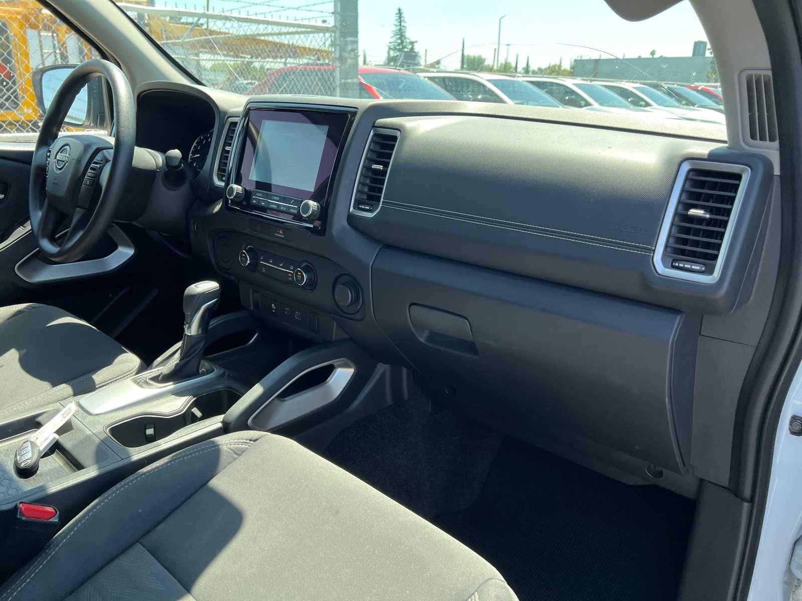 Thumbnail: 2023 Nissan Frontier - 24