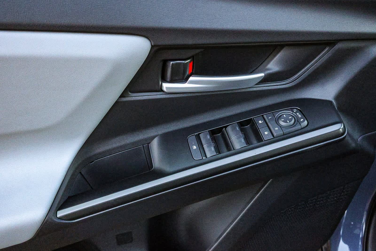 Thumbnail: 2026 Subaru Solterra - 21