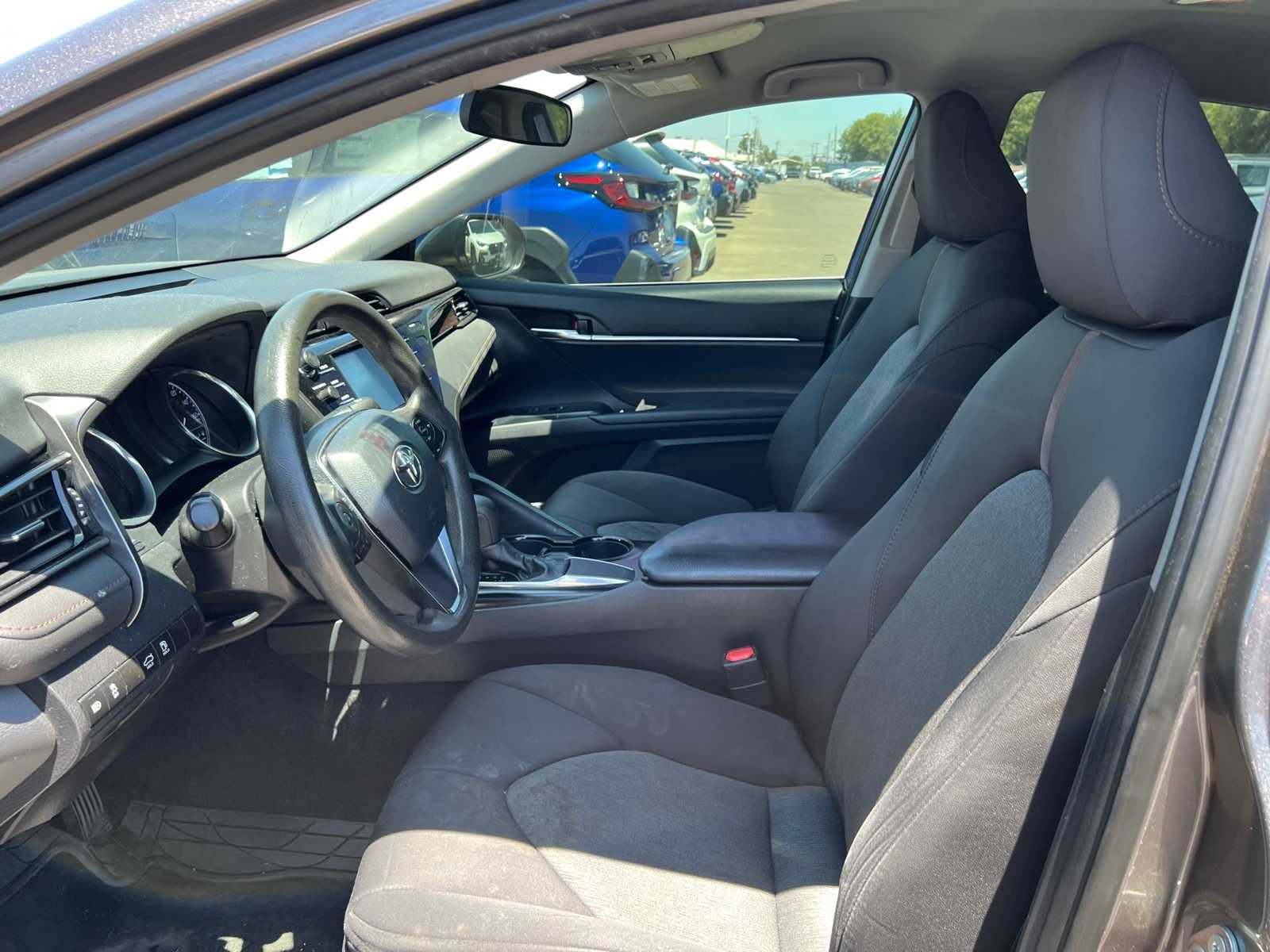 Thumbnail: 2019 Toyota Camry - 14