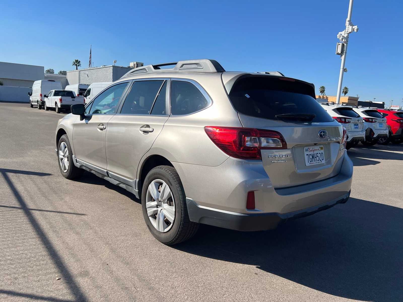 Thumbnail: 2015 Subaru Outback - 3