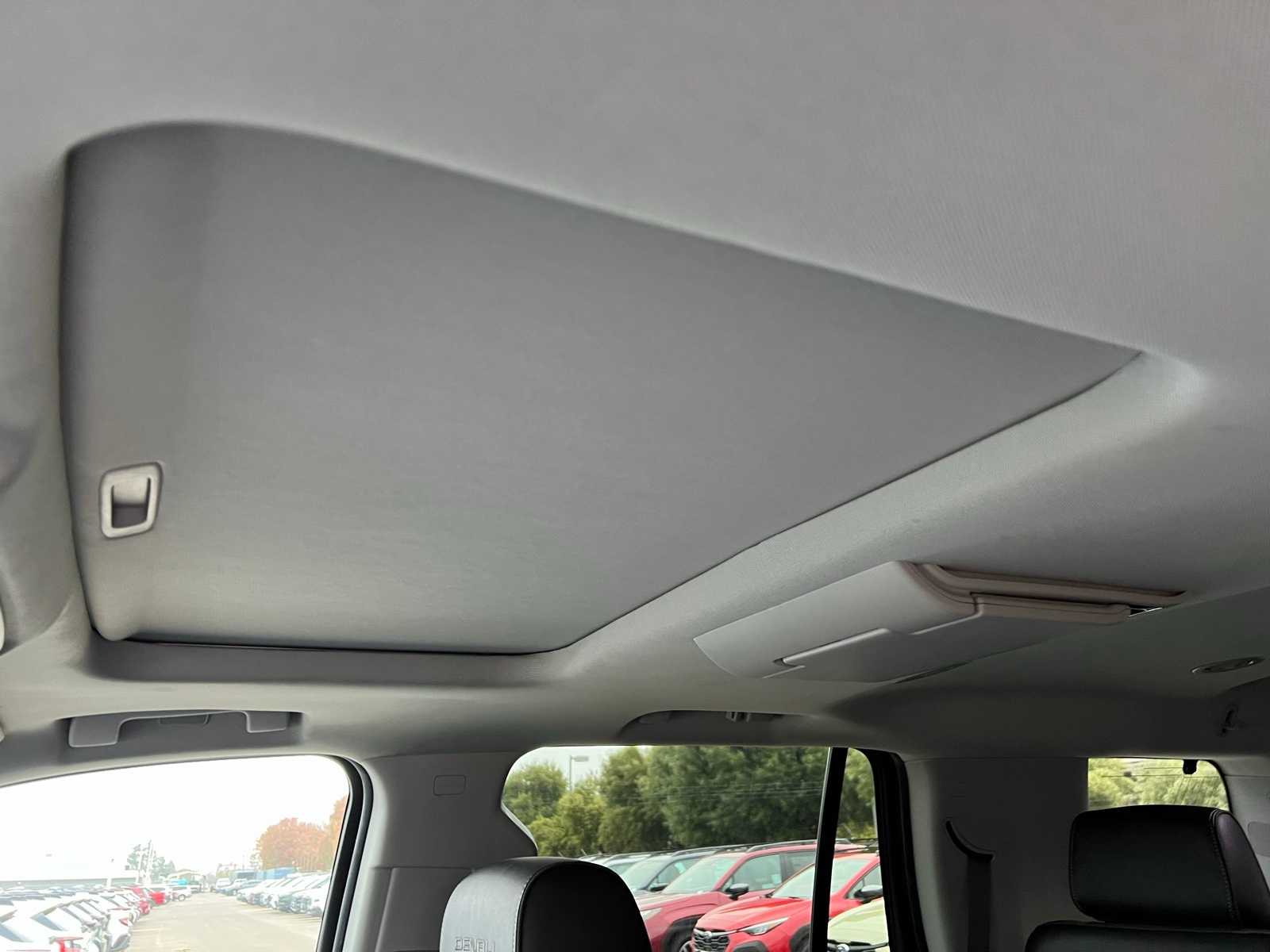 Thumbnail: 2020 GMC Yukon - 34