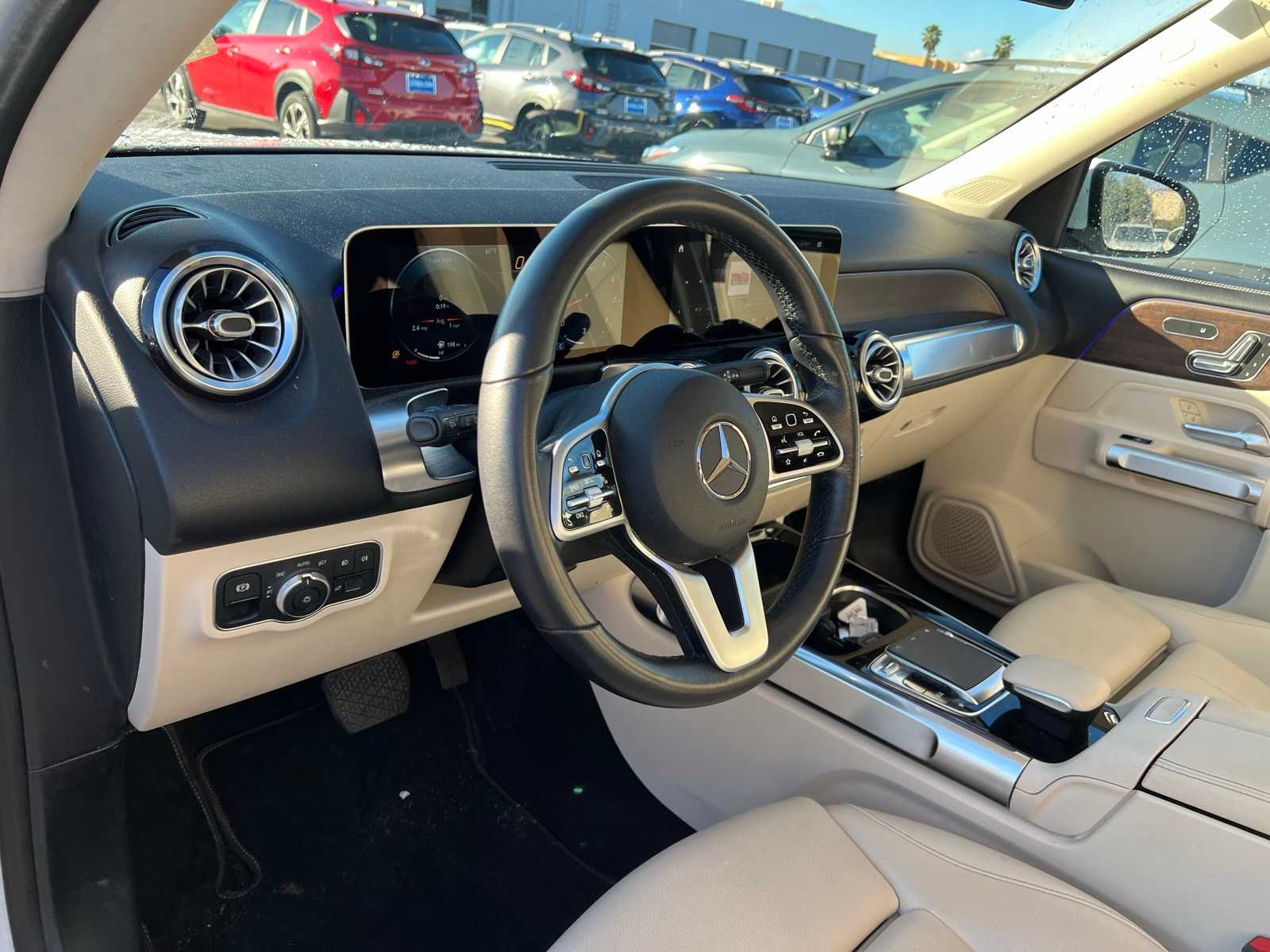 Thumbnail: 2020 Mercedes-Benz GLB - 13