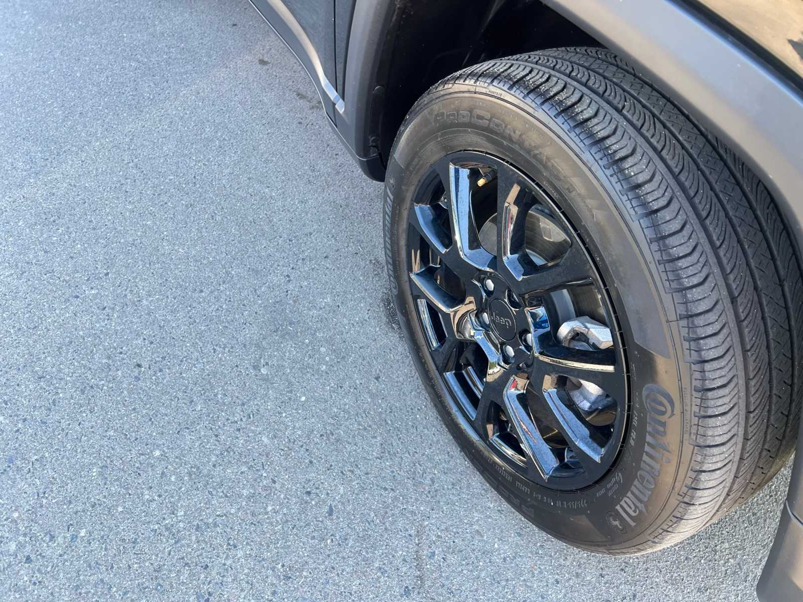 Thumbnail: 2022 Jeep Compass - 24