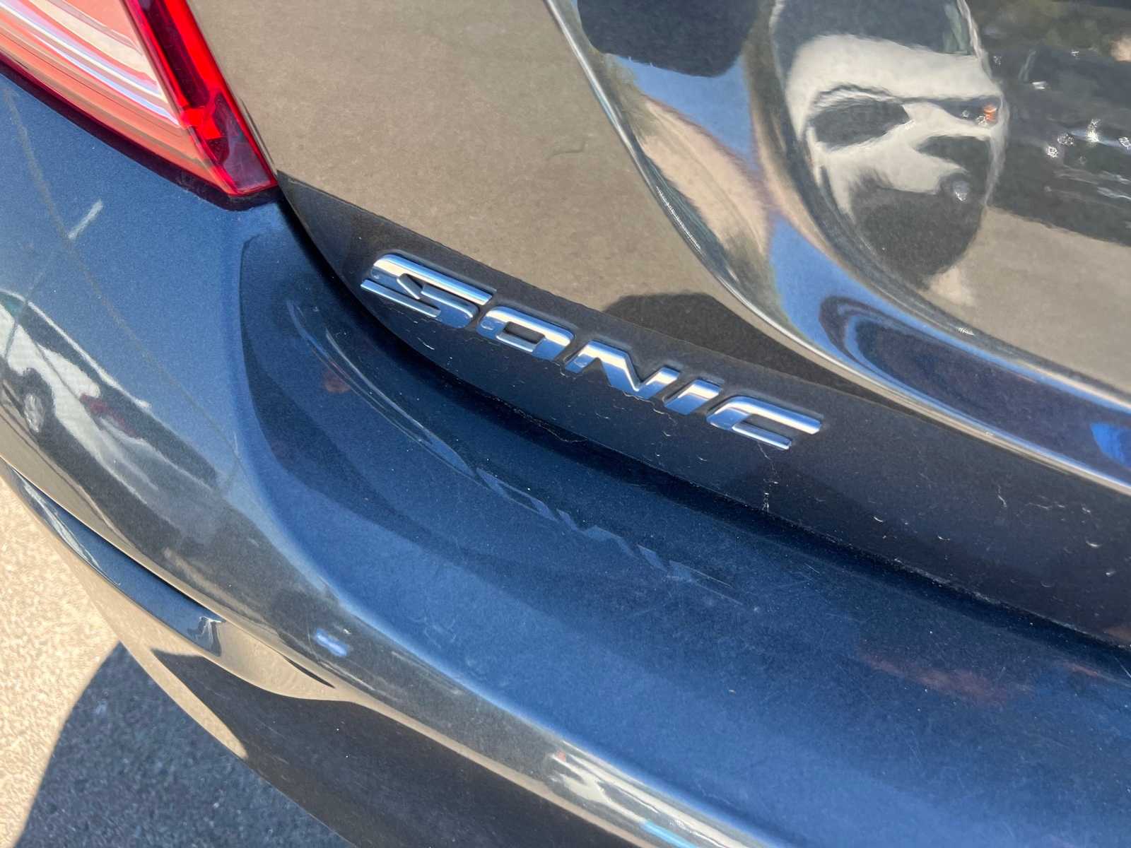 Thumbnail: 2020 Chevrolet Sonic - 5