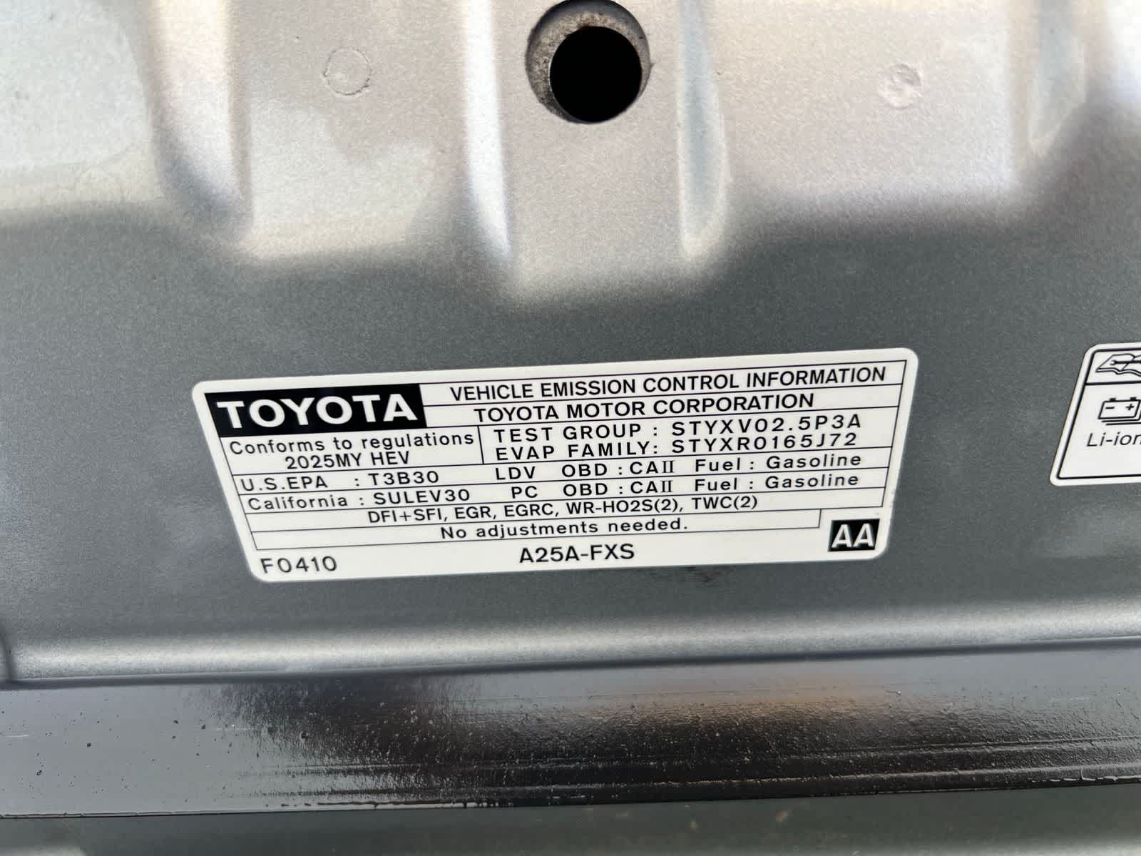 Thumbnail: 2025 Toyota Camry - 27