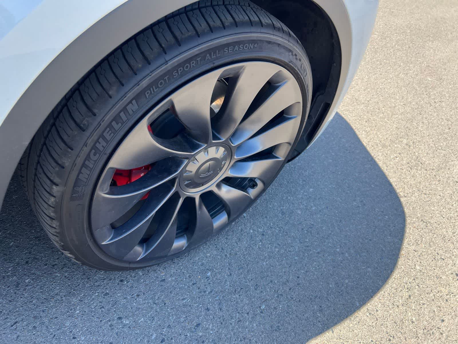 Thumbnail: 2024 Tesla Model Y - 24