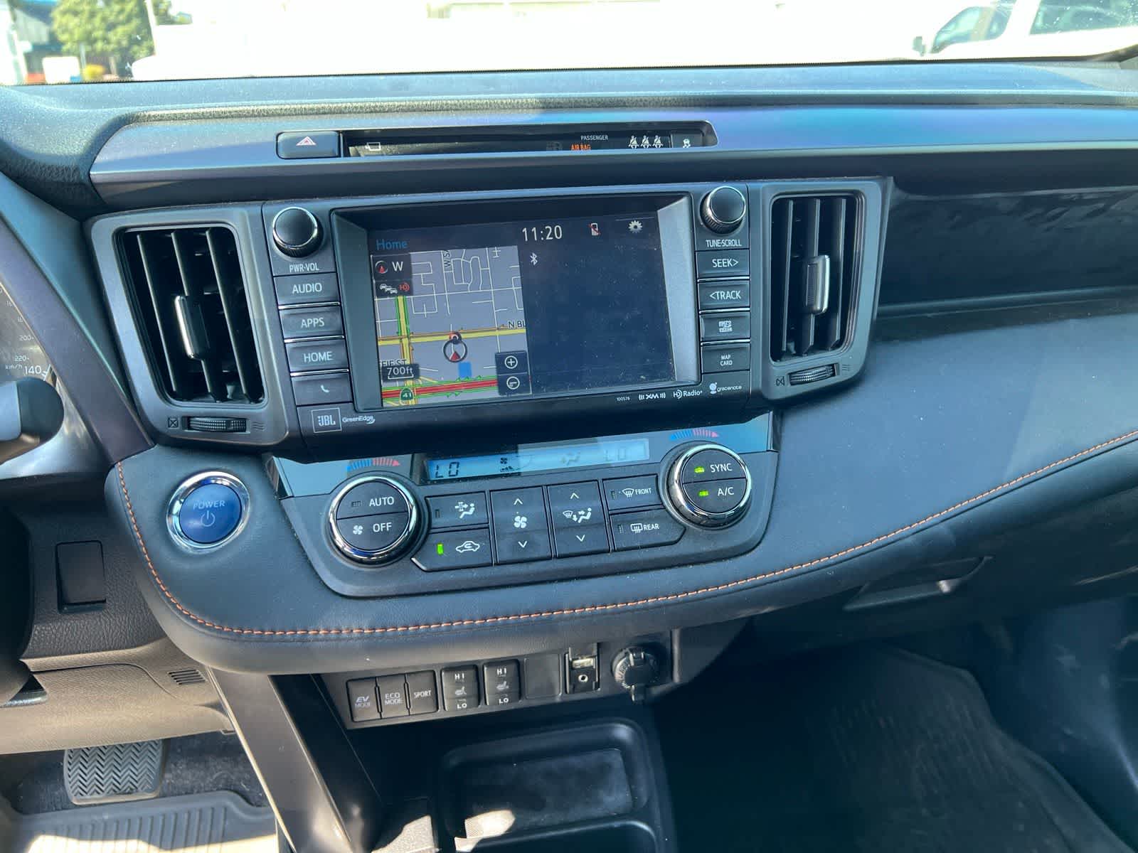 Thumbnail: 2017 Toyota RAV4 - 30