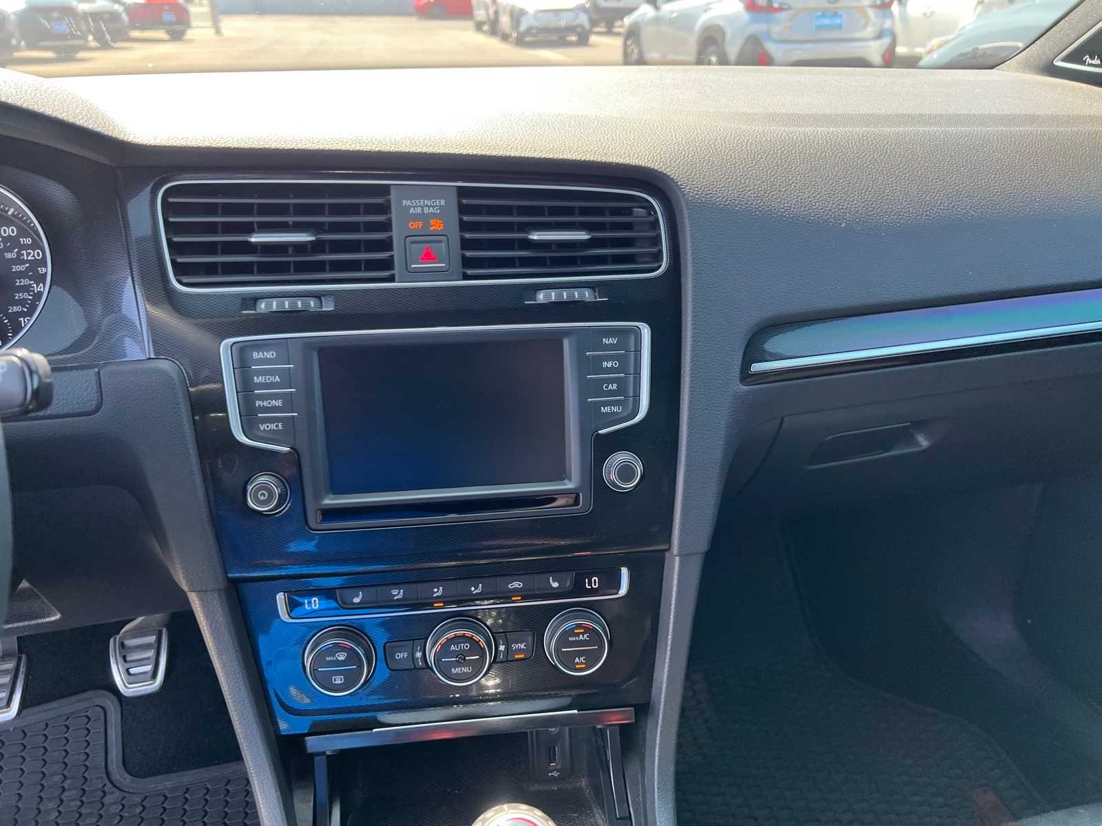 2017 Volkswagen Golf GTI Autobahn 29