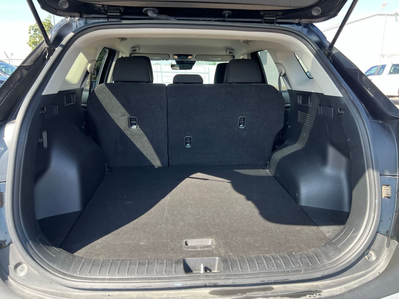 Thumbnail: 2025 Kia Sportage - 8