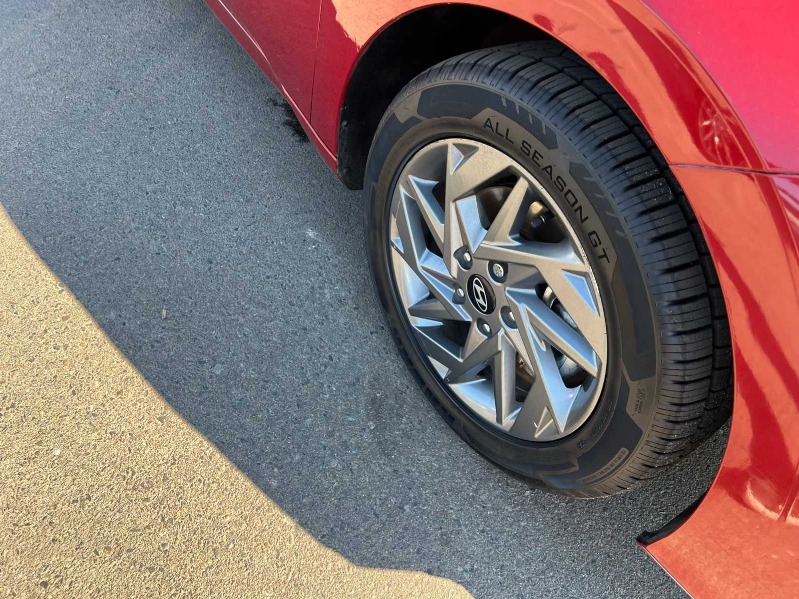 Thumbnail: 2024 Hyundai Elantra - 25