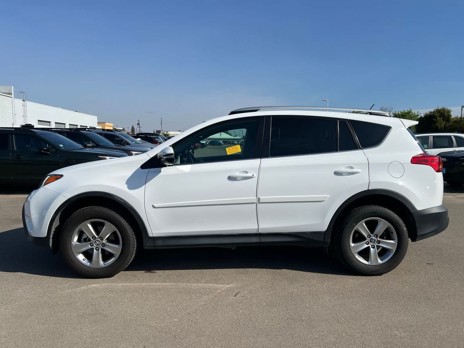 Thumbnail: 2015 Toyota RAV4 - 2