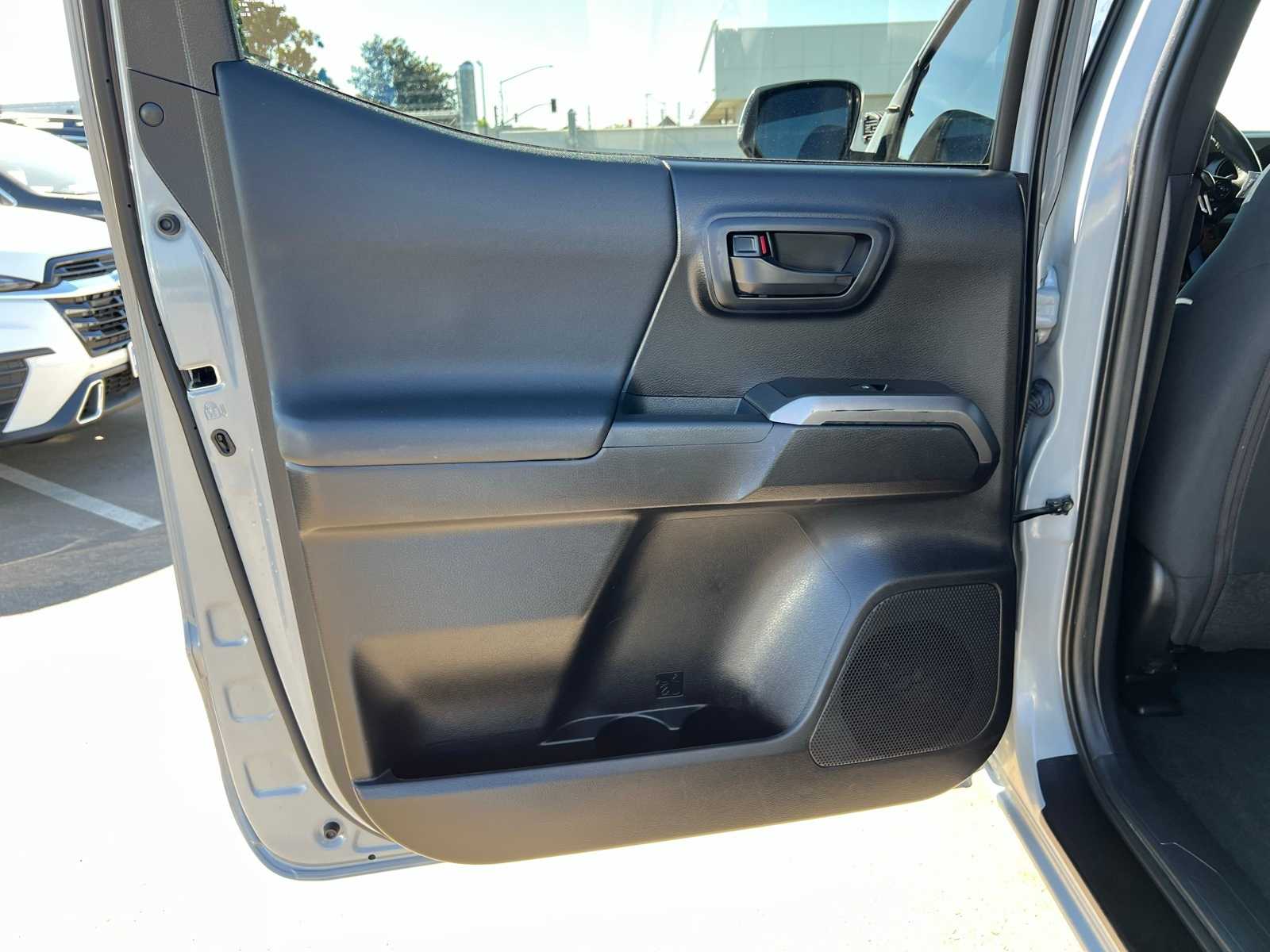 Thumbnail: 2021 Toyota Tacoma - 19