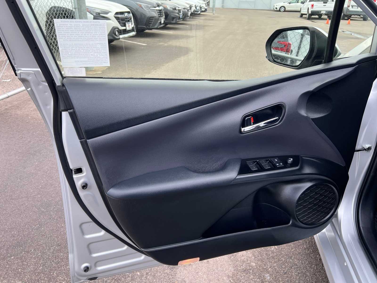 Thumbnail: 2020 Toyota Prius - 16