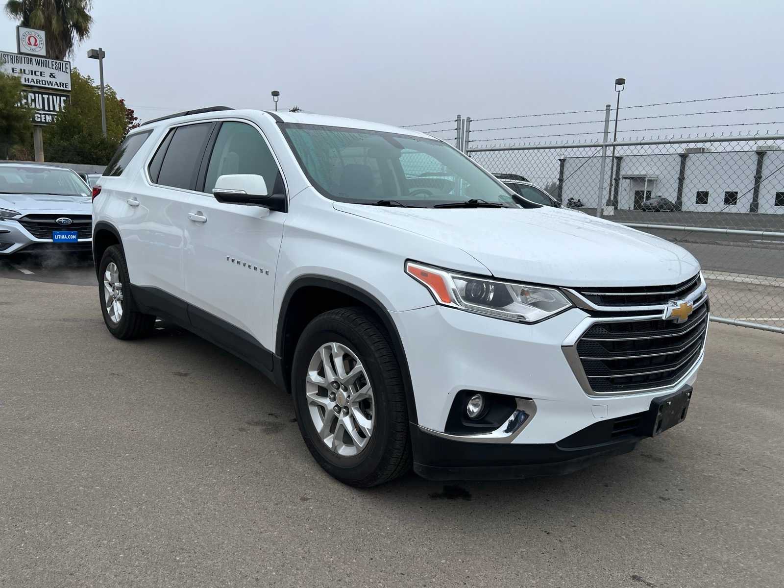 Thumbnail: 2021 Chevrolet Traverse - 10