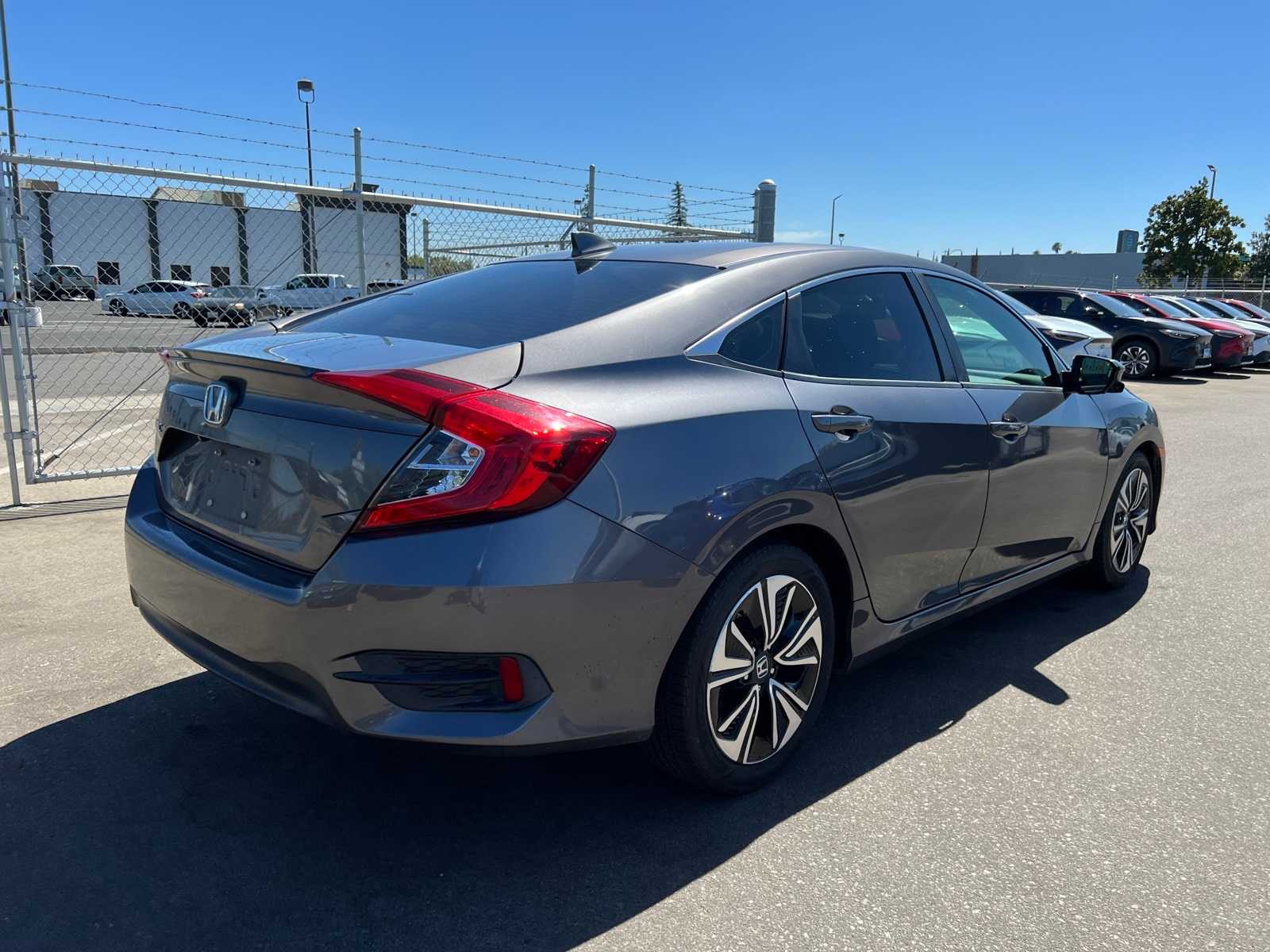 Thumbnail: 2018 Honda Civic - 8