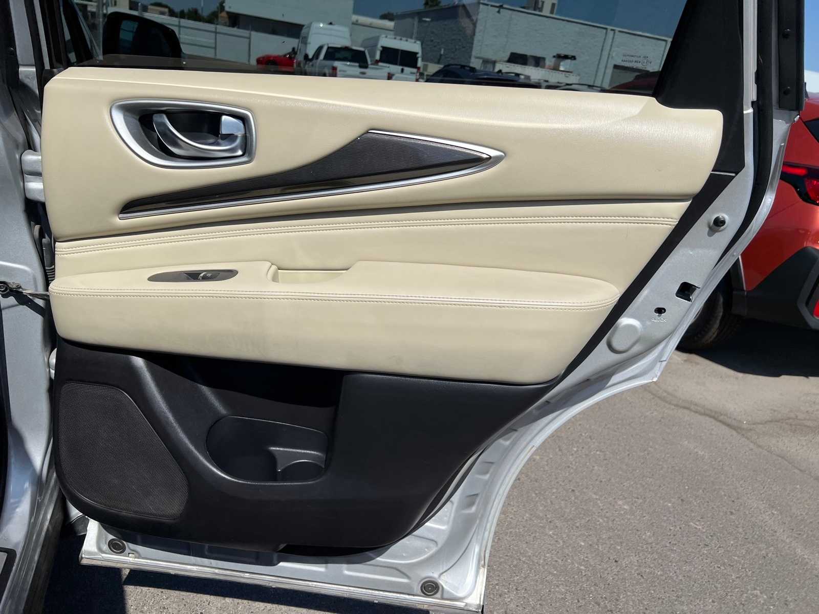 2019 INFINITI QX60 Pure 24