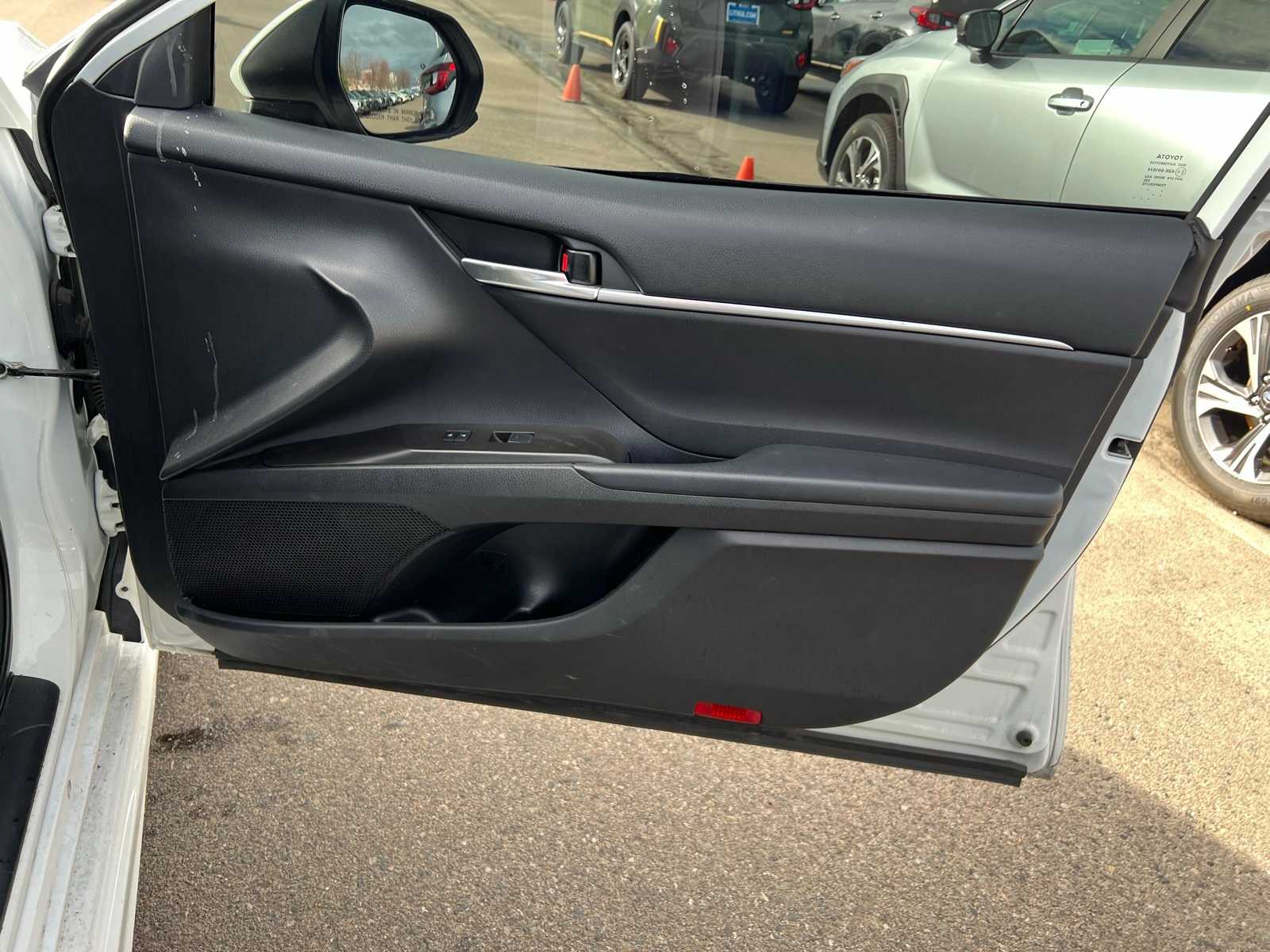 Thumbnail: 2021 Toyota Camry - 27